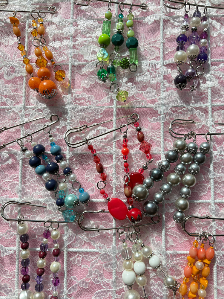 Pins & badges
