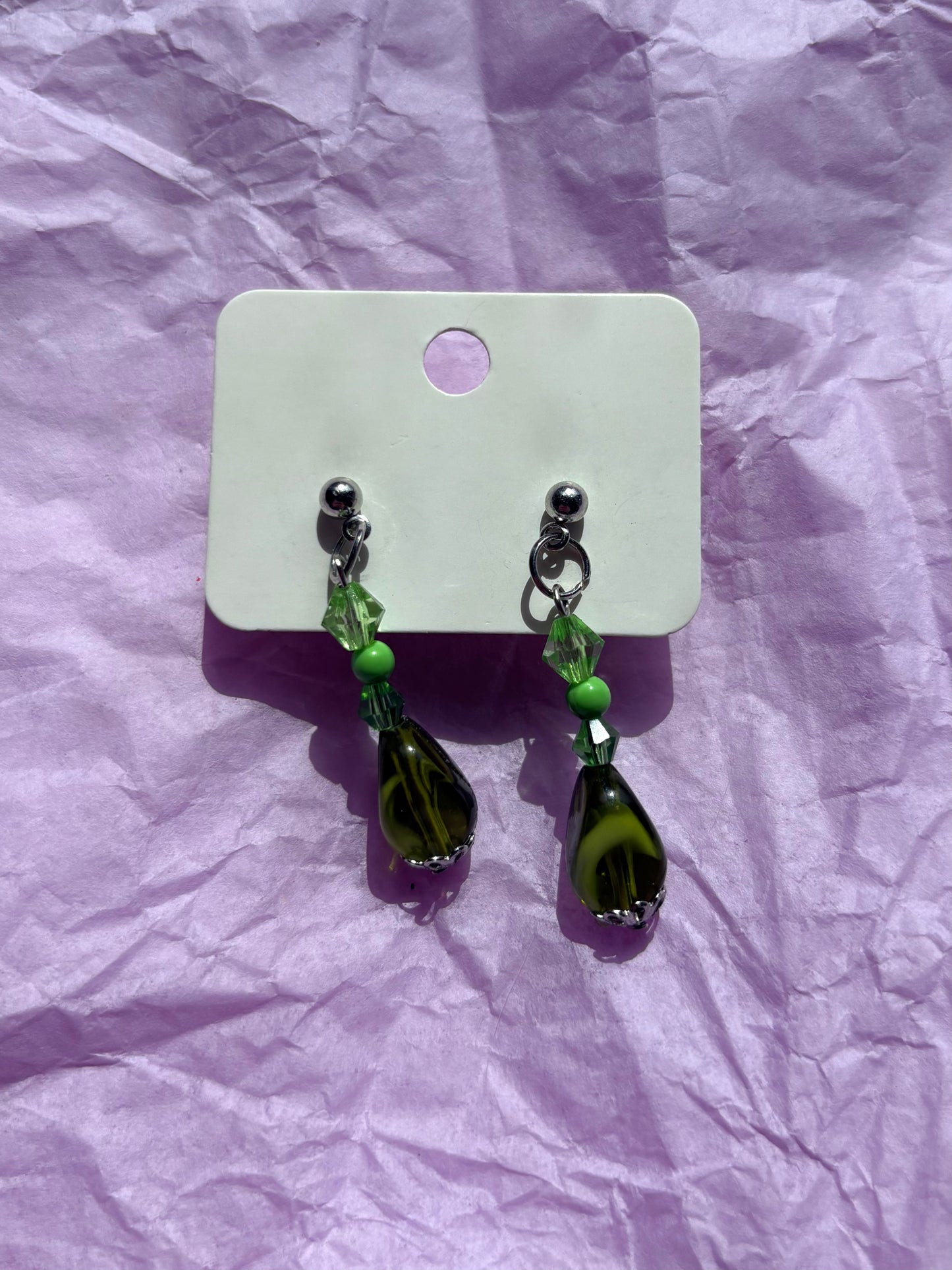 Beaded stud earrings | Green