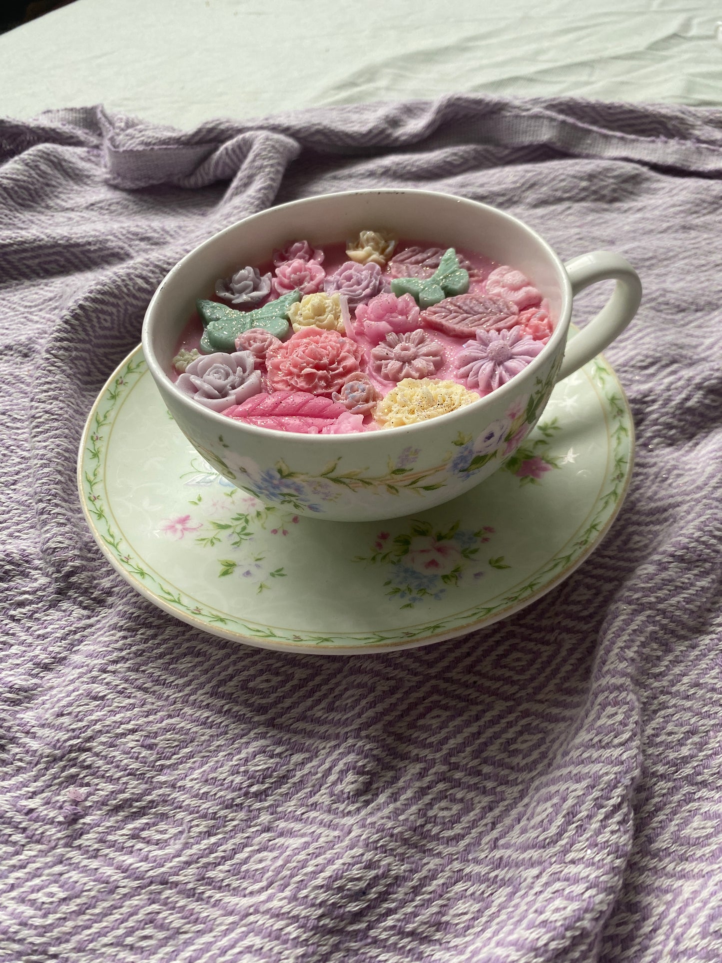 Upcycled teacup candle