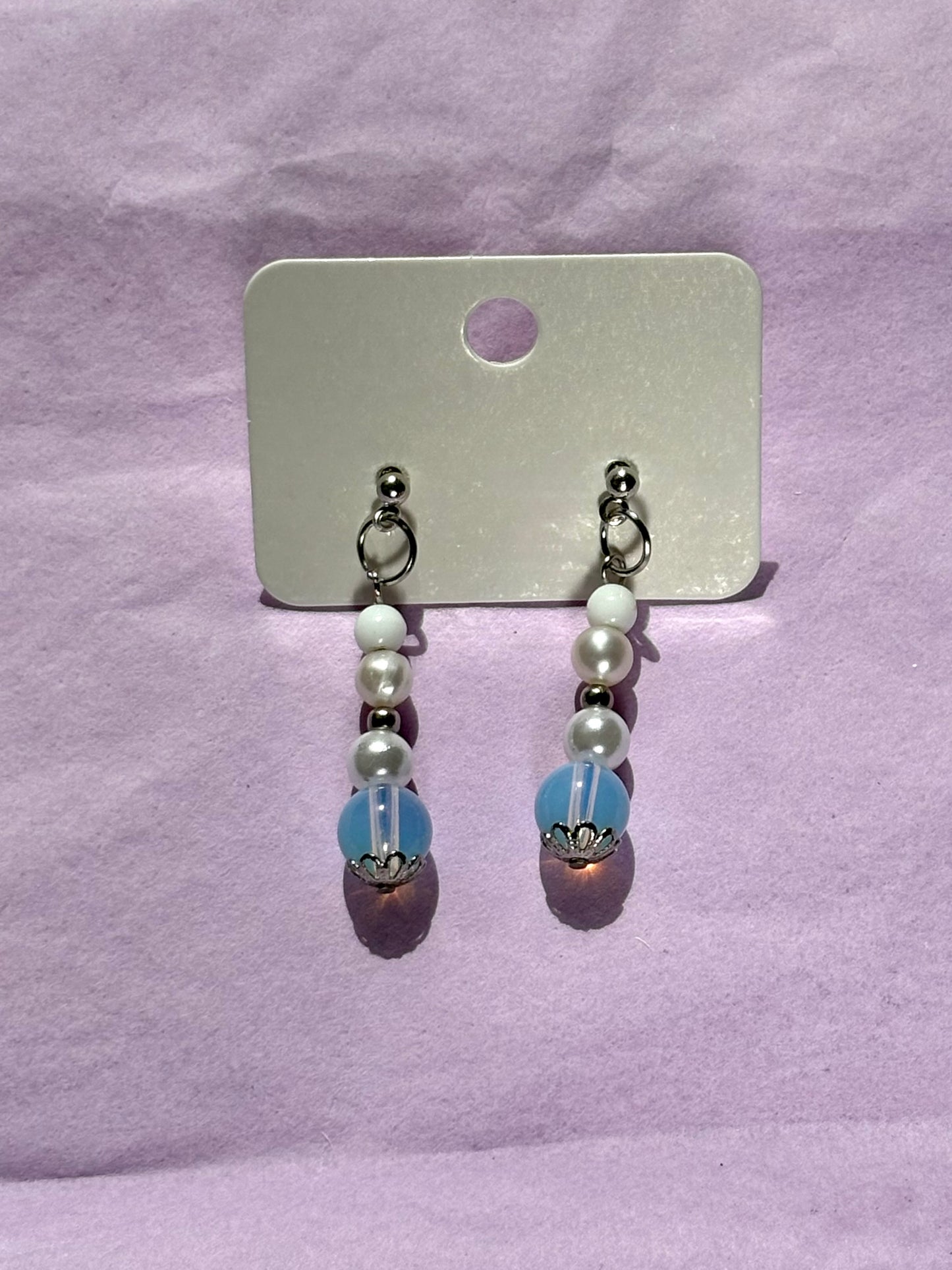 Beaded stud earrings | White