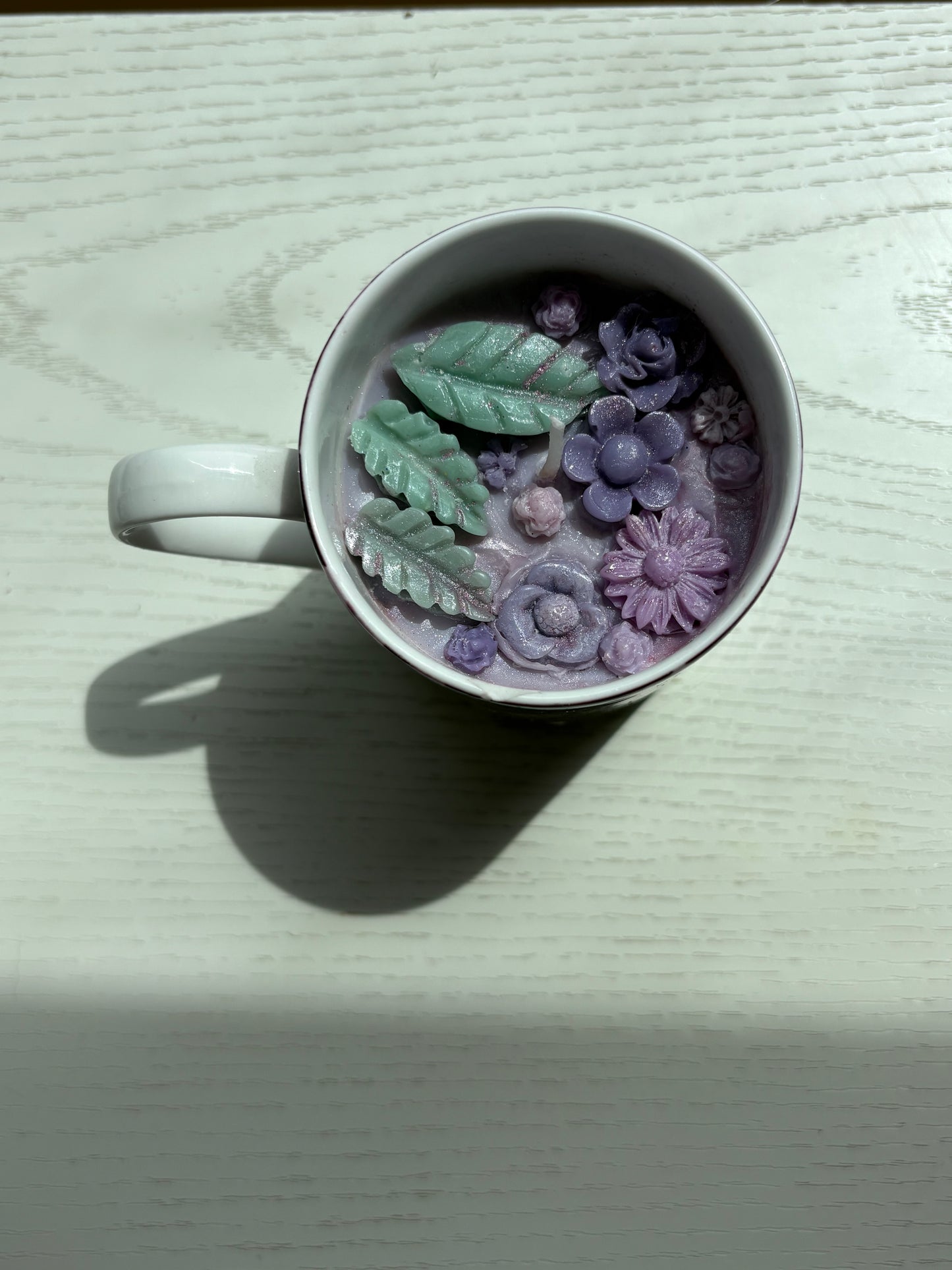 Upcycled teacup candle