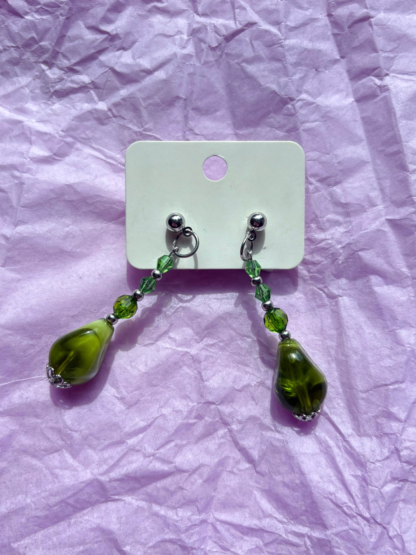 Beaded stud earrings | Green