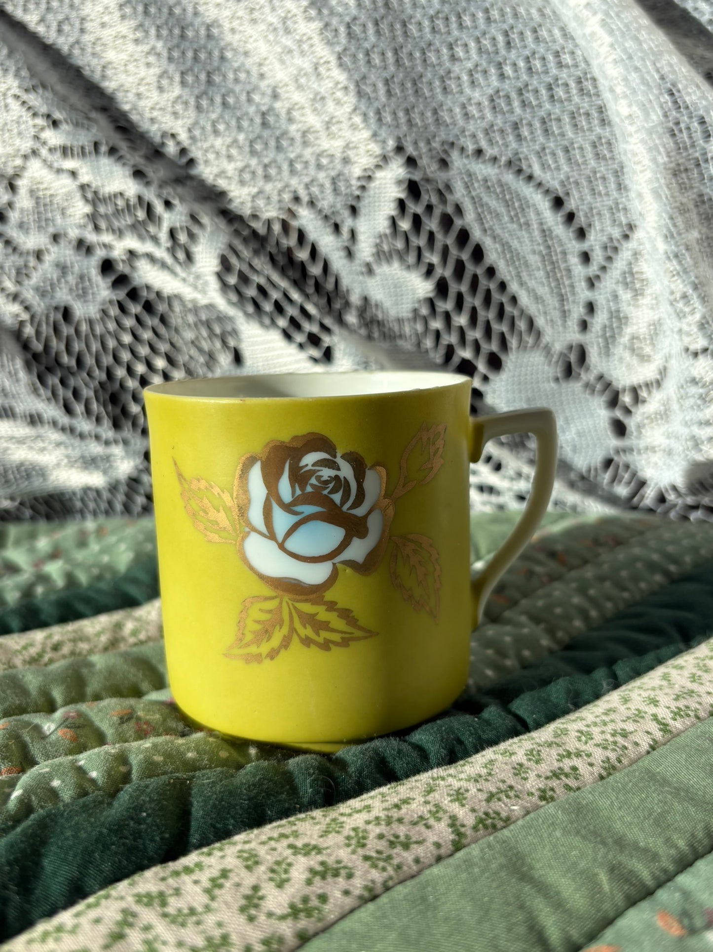 Upcycled teacup candle