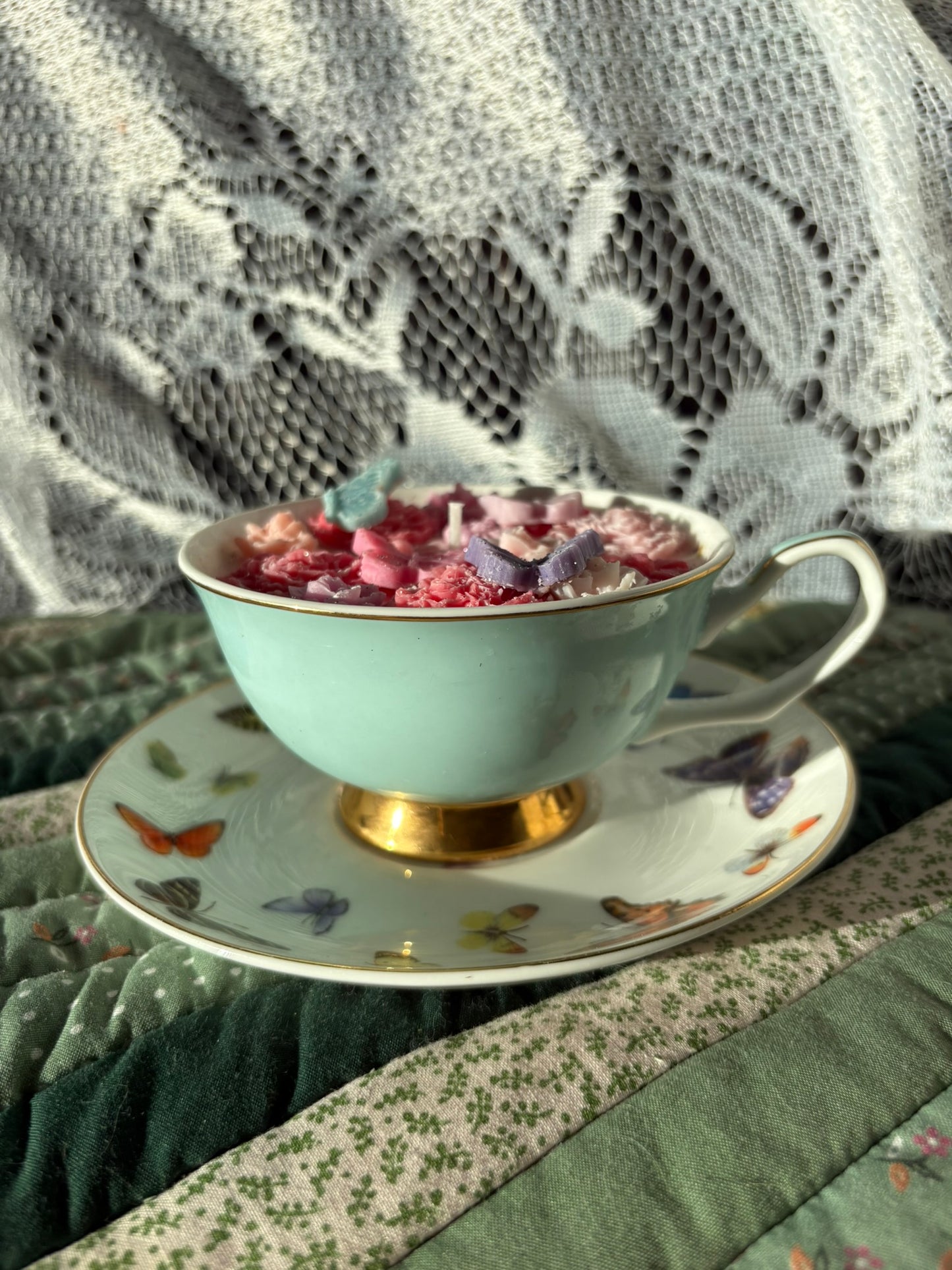 Upcycled teacup candle