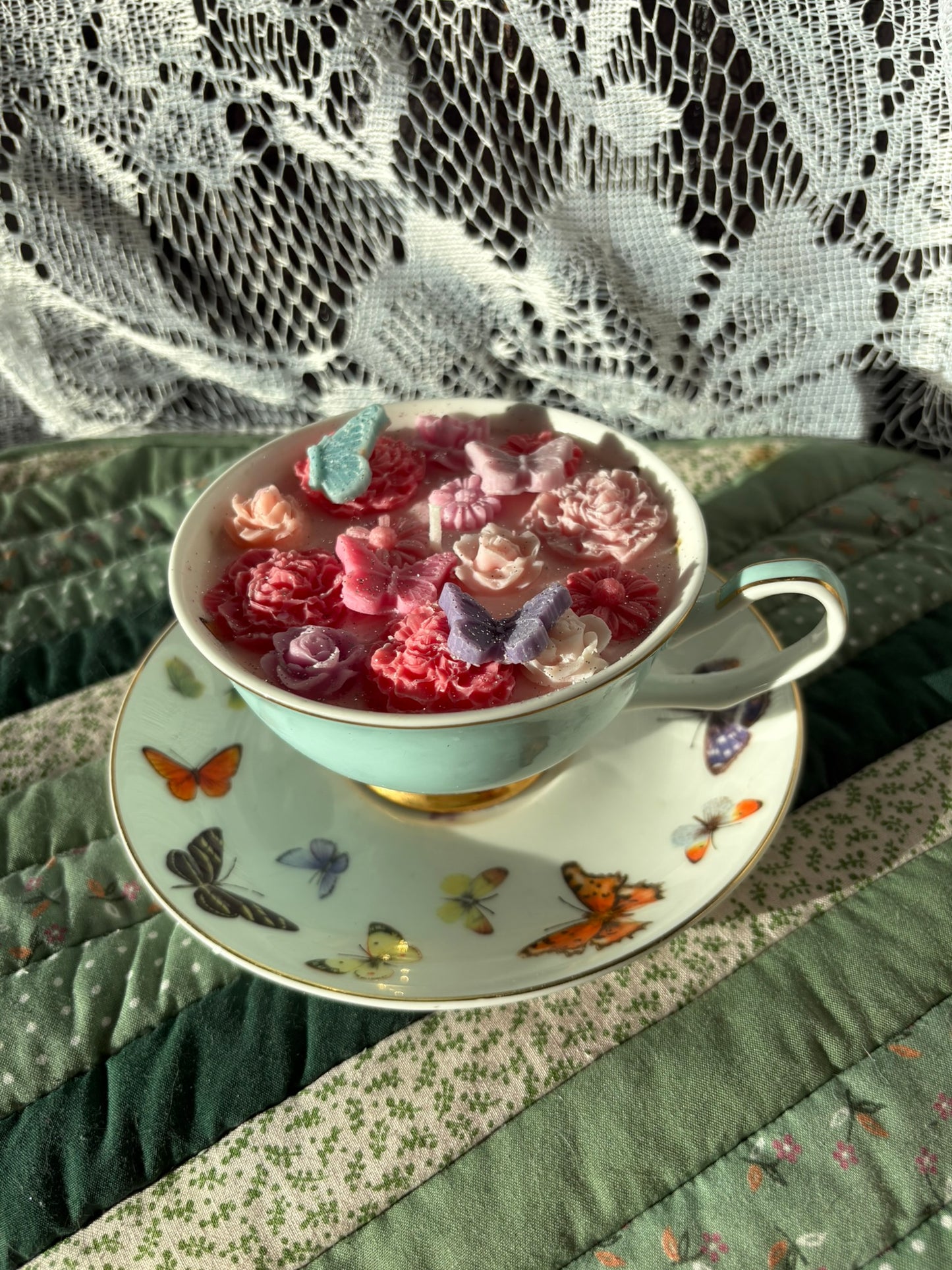 Upcycled teacup candle