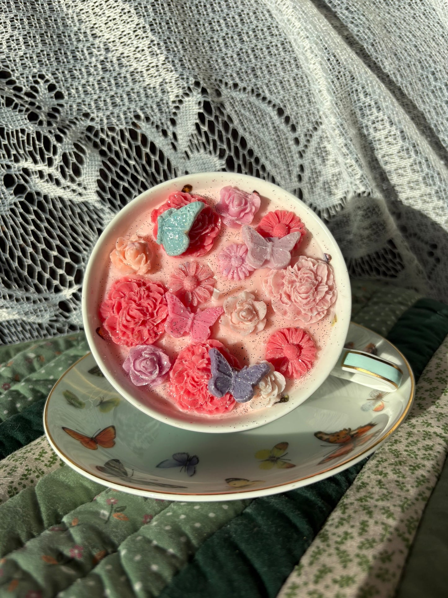 Upcycled teacup candle