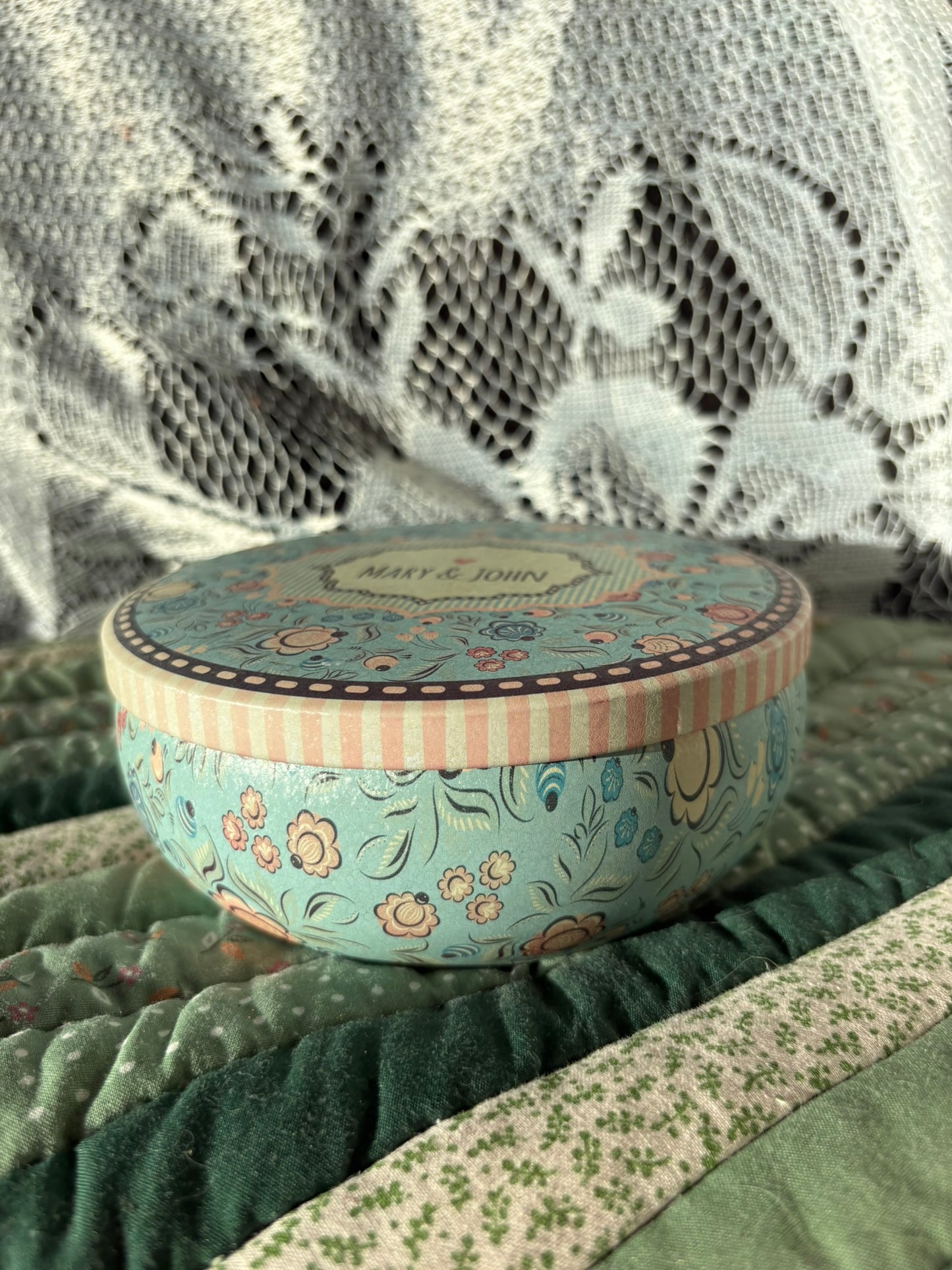 Upcycled tin candle