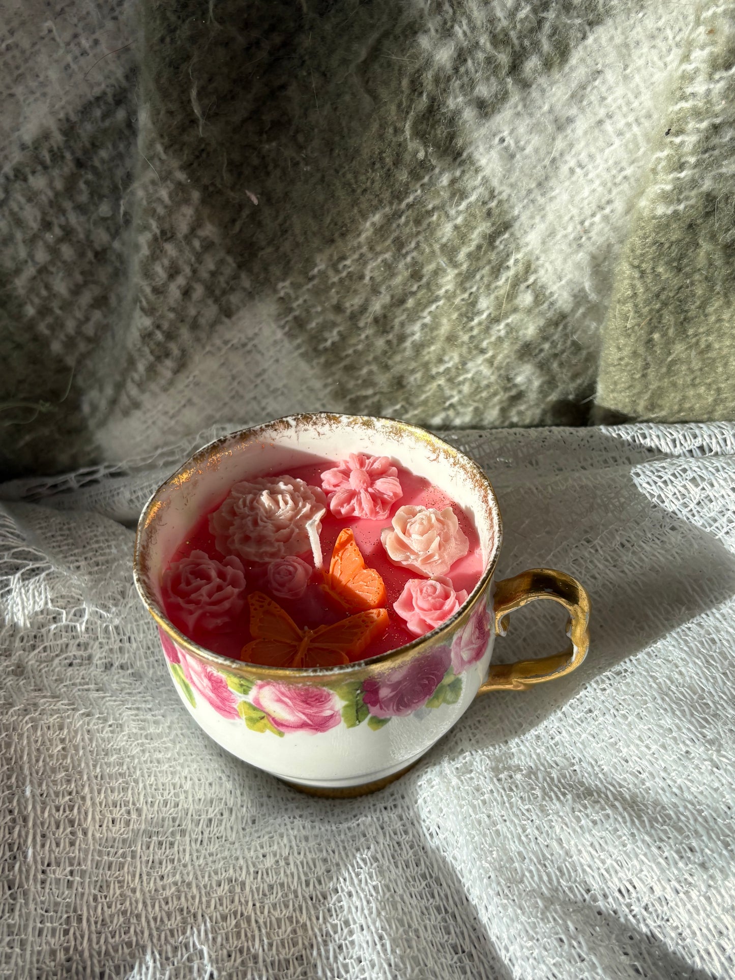 Upcycled teacup candle