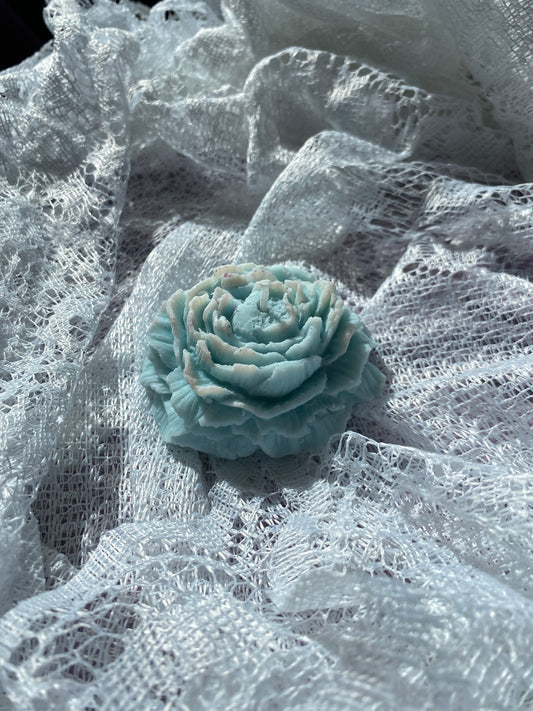 Blue flower candle