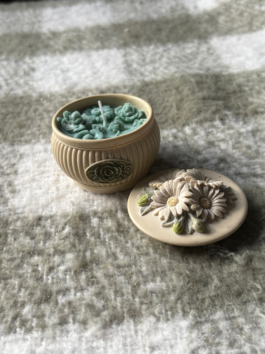 Upcycled mini candle