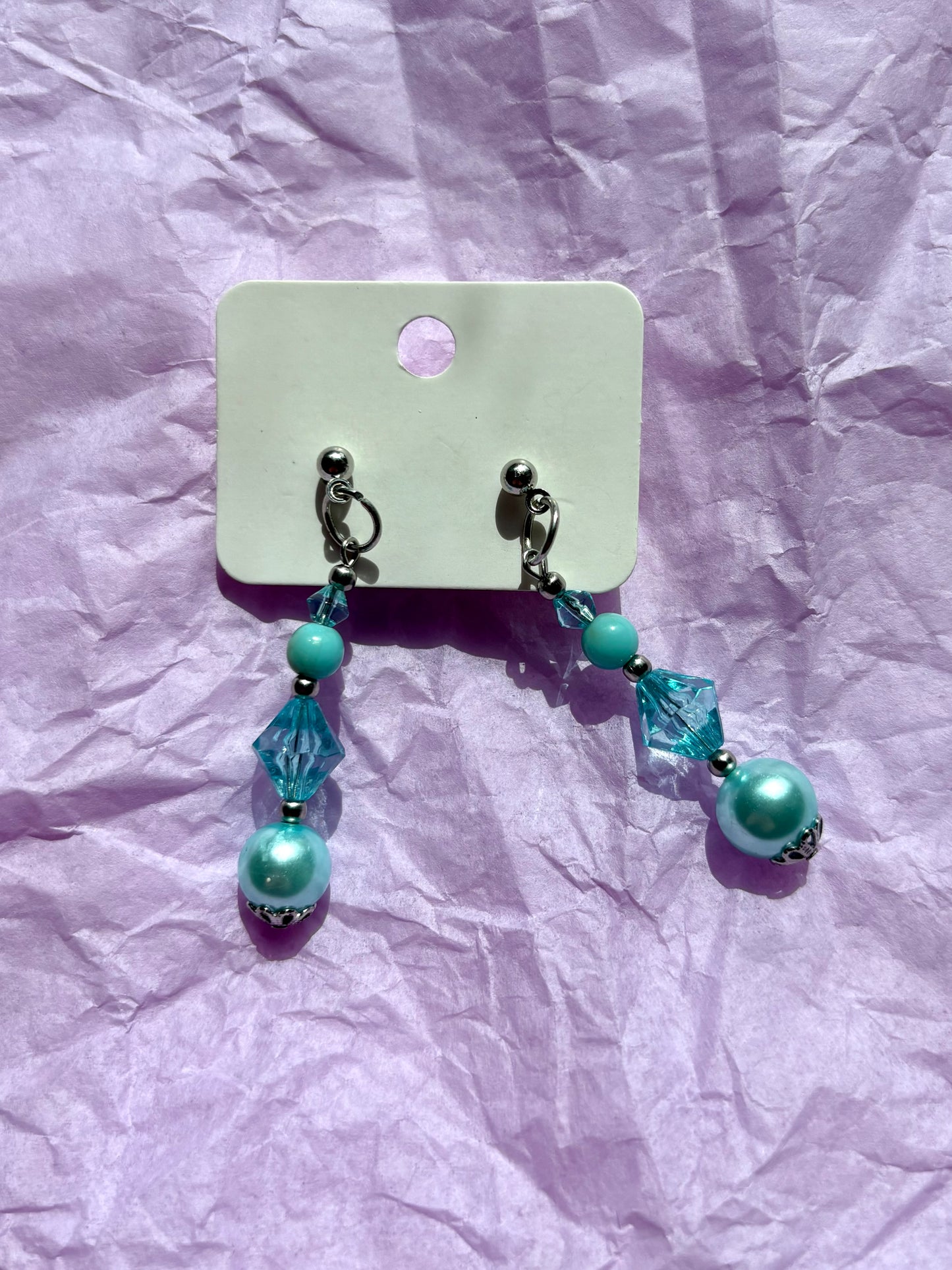 Beaded stud earrings | Blue