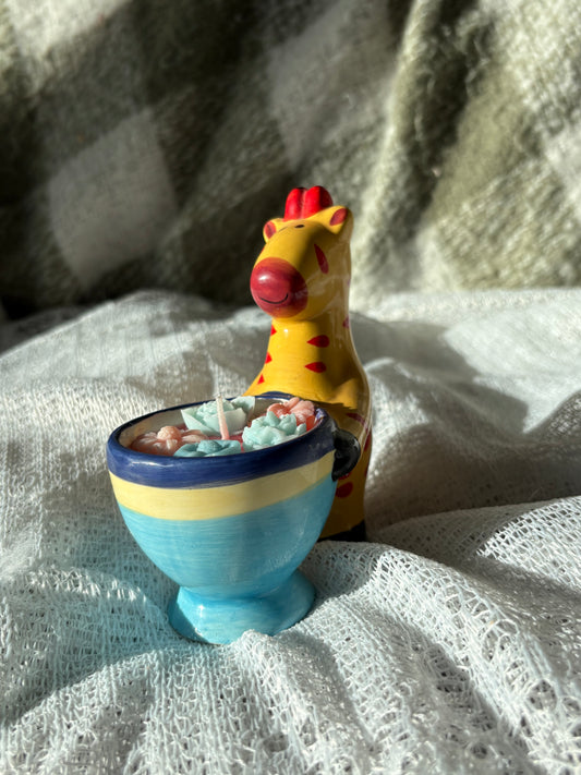 Mini giraffe candle