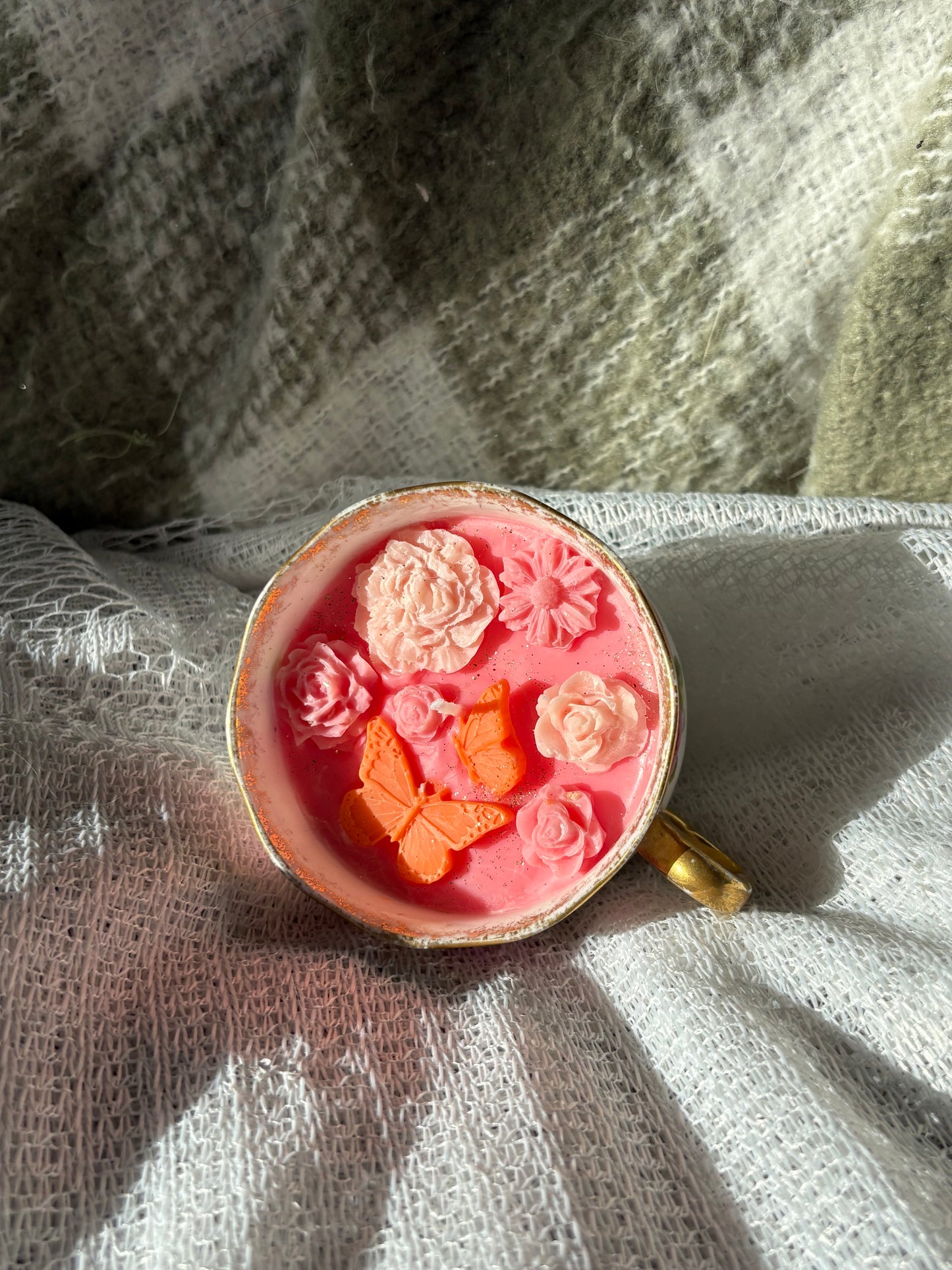 Upcycled teacup candle