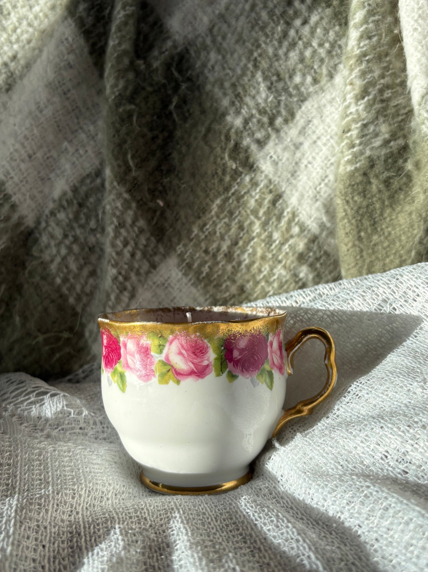 Upcycled teacup candle