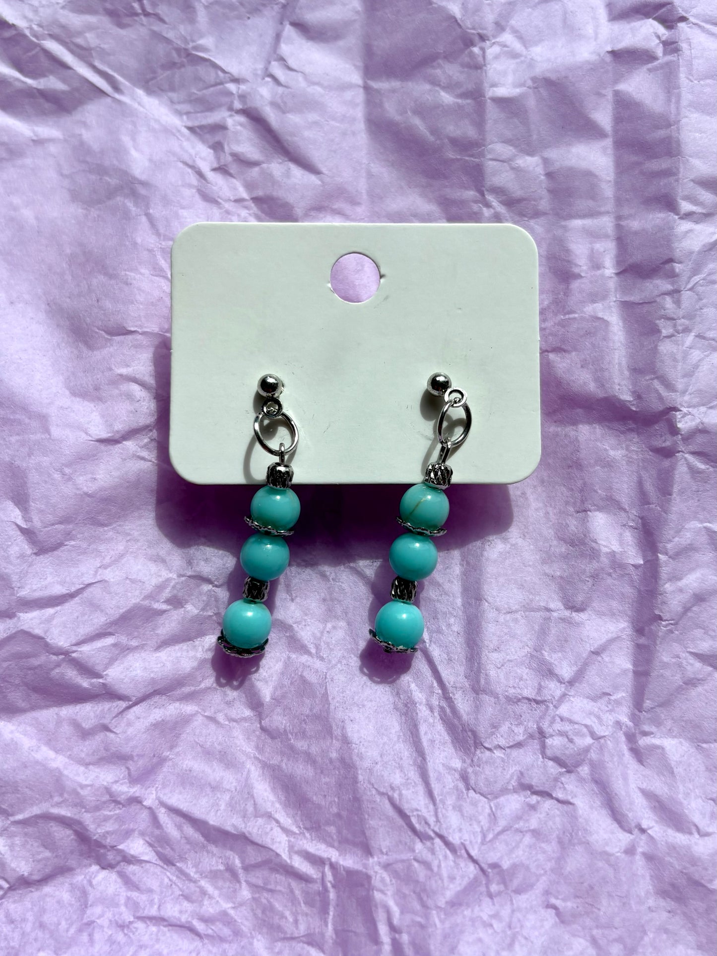 Beaded stud earrings | Blue