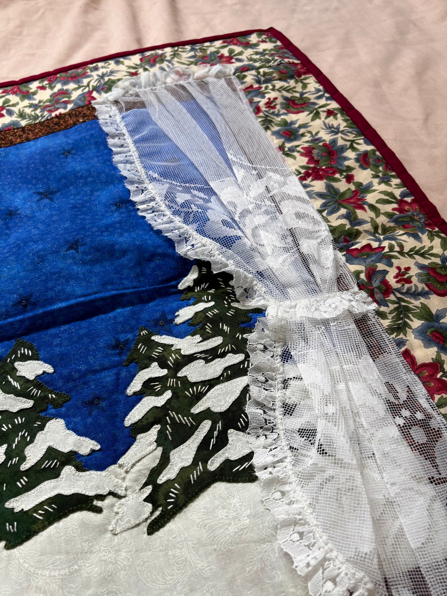 “Christmas Bears” Handmade Quilt Wall Hanging