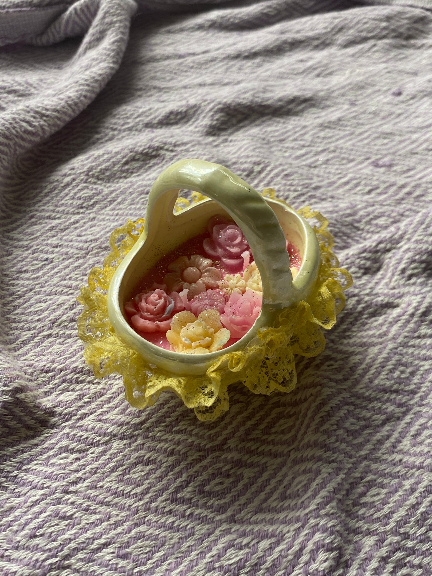Mini basket candle