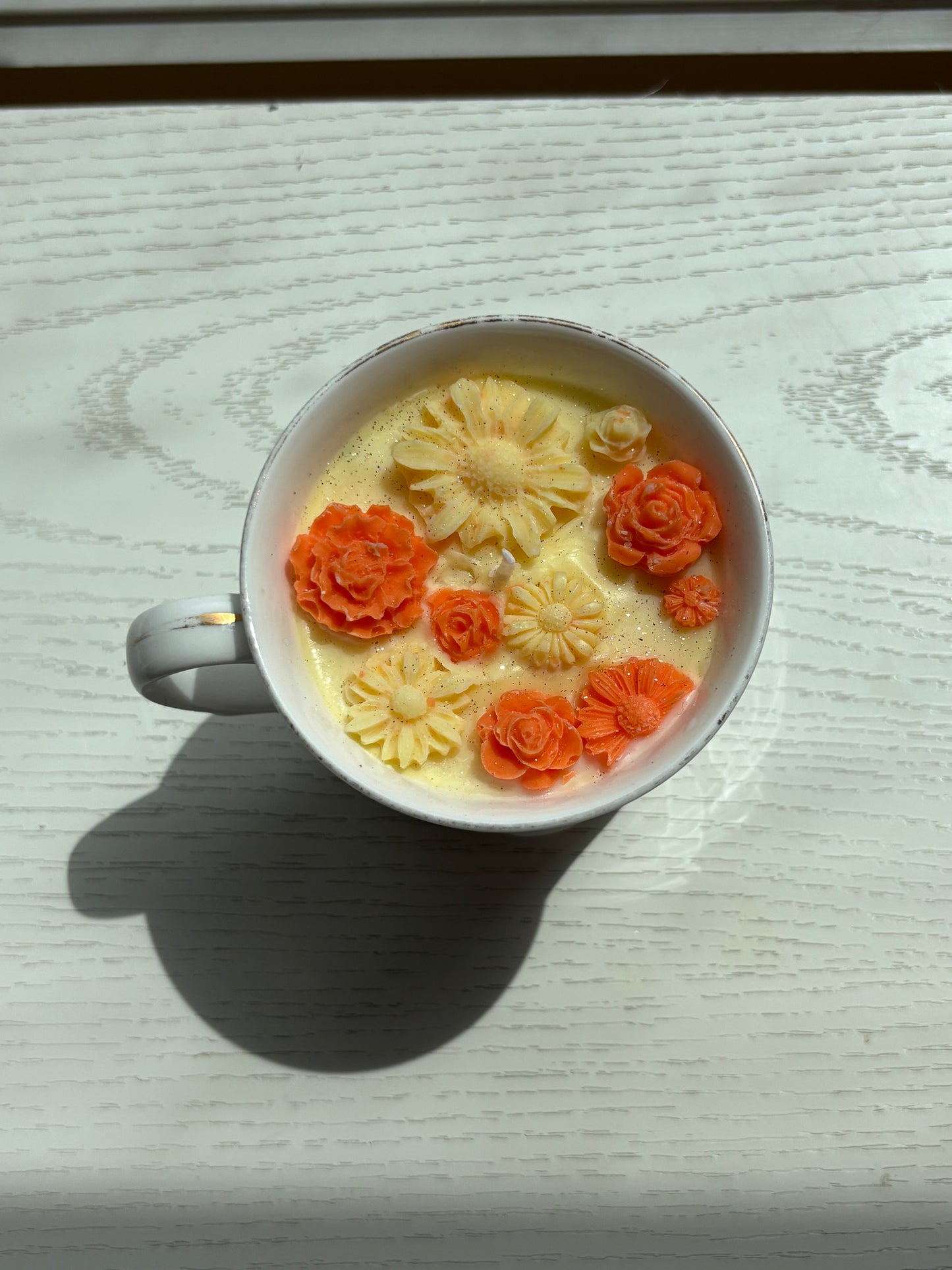 Upcycled teacup candle