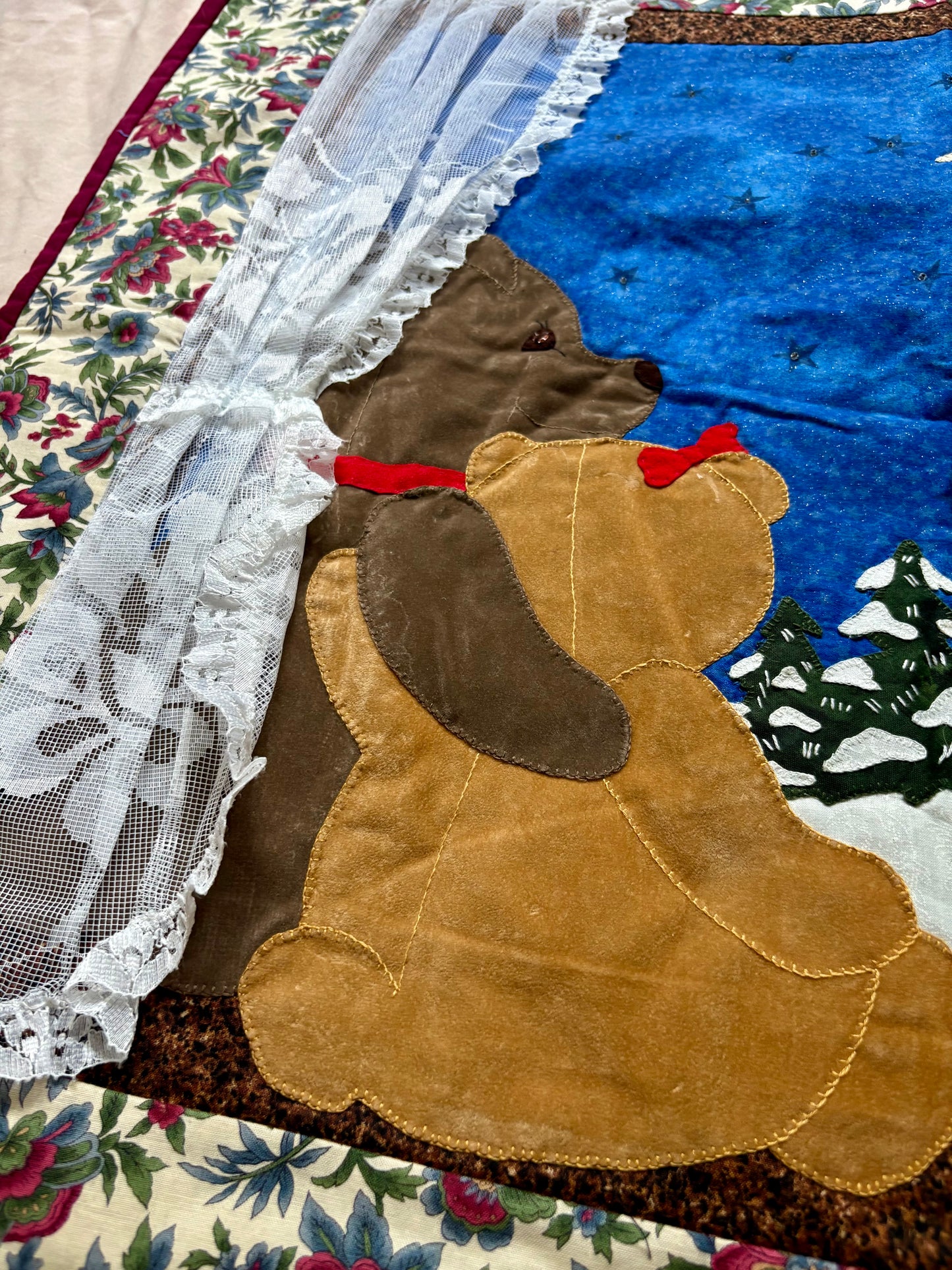 “Christmas Bears” Handmade Quilt Wall Hanging
