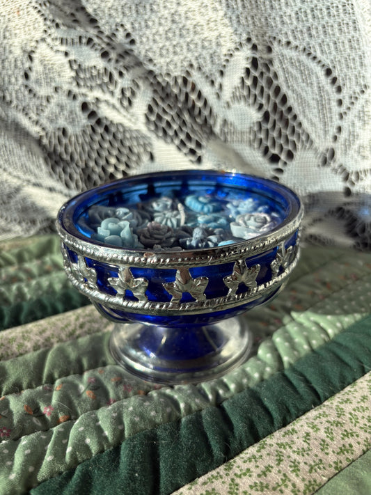 Upcycled chalice candle