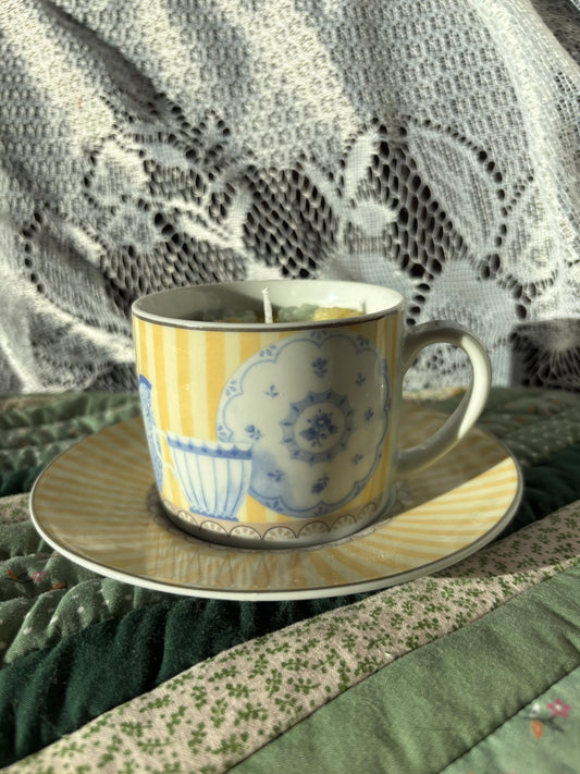 Upcycled teacup candle