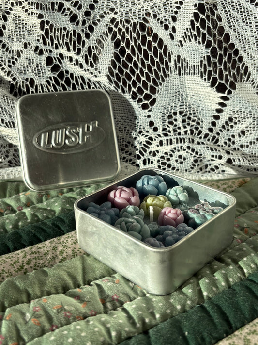 Upcycled tin candle