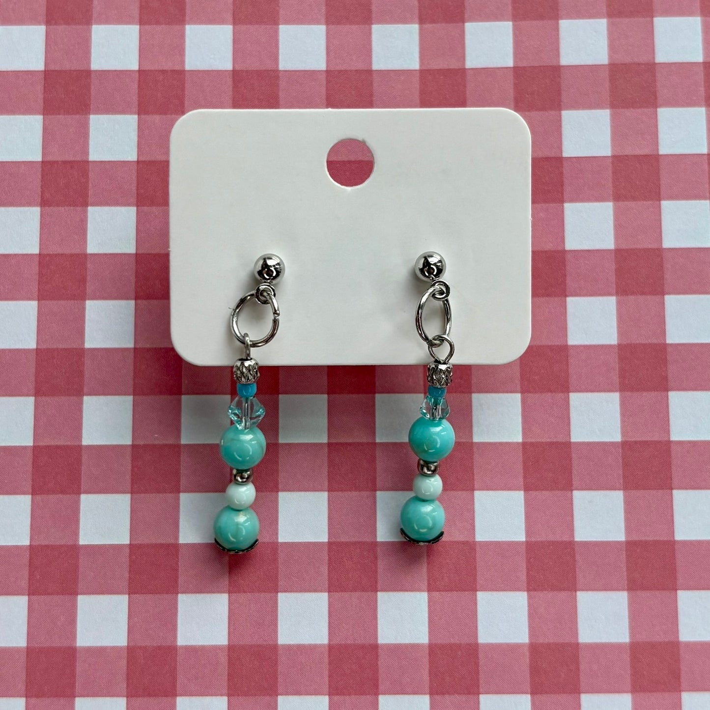 Beaded stud earrings | Blue
